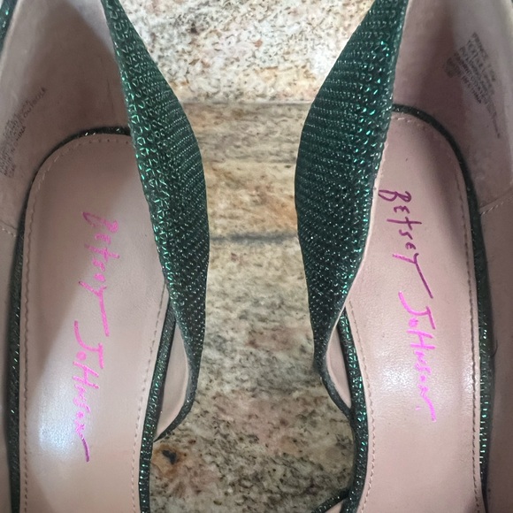 Betsey Johnson Prince Pump Emerald Green Size 7.5 m - Picture 5 of 5